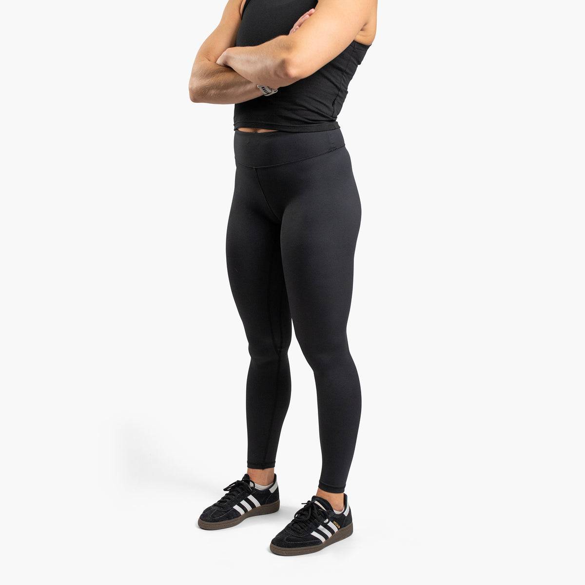 Performance tights sort